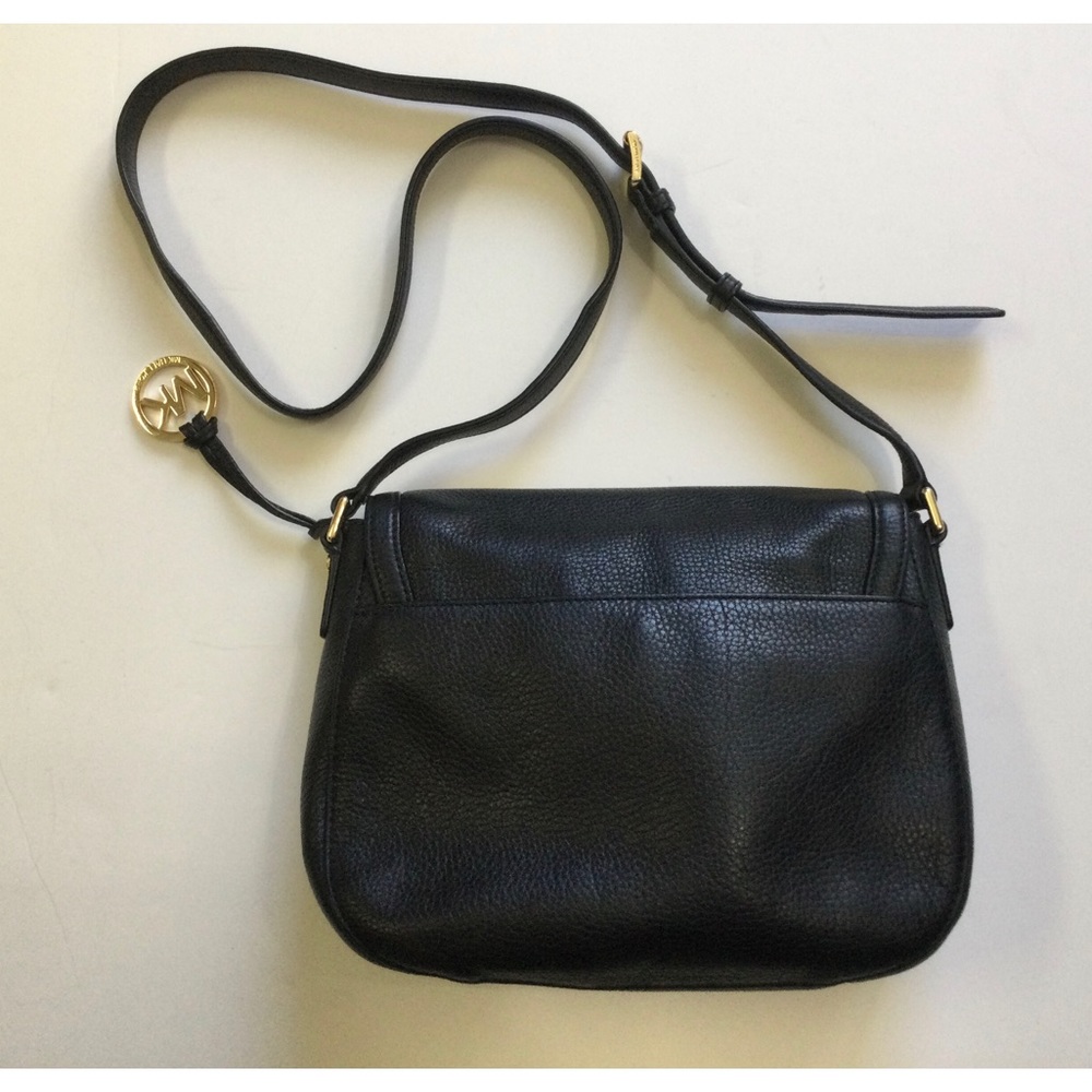 Michael Kors Pebble Leather Saddle Crossbody - Picture 2 of 11